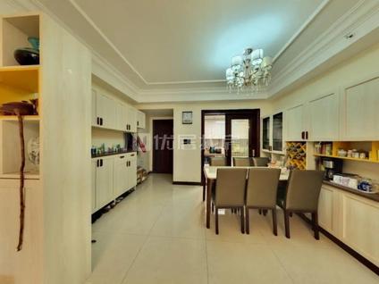 北京恒大帝景4室2厅162.5平低楼层/共45层