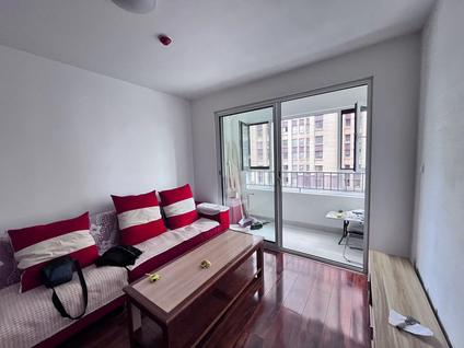 北京大泊子社区2室2厅78平低楼层/共28层