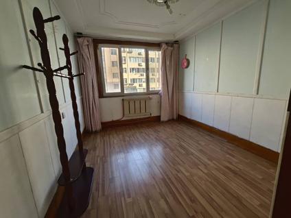 北京前湾小区3室1厅88.31平低楼层/共6层