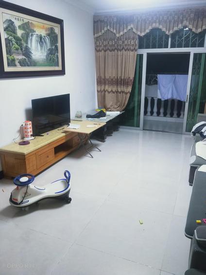 江门龙山花园3室2厅113平高楼层/共8层