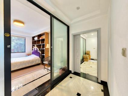 北京宝安江南城3室2厅186.4平低楼层/共4层