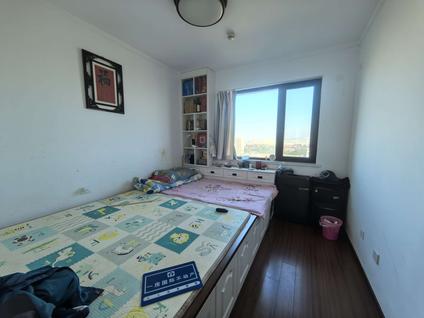 青岛华润国际海洋(智区二期)3室2厅116.6平高楼层/共18层