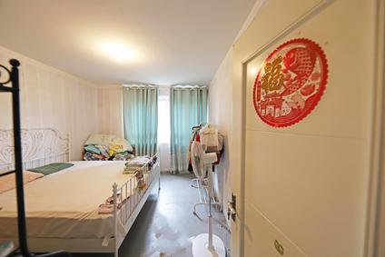 北京绿地世纪城(四期200-208)3室2厅127.5平中楼层/共24层