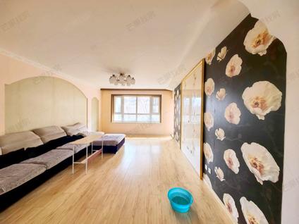 北京万恒领域3室2厅138平低楼层/共11层