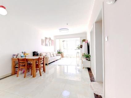 北京卓越西海岸2室1厅92平中楼层/共40层