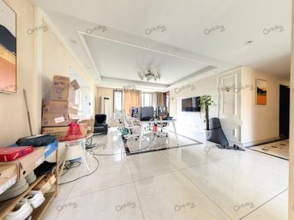 北京东湖大郡(二期)4室2厅158.34平中楼层/共18层