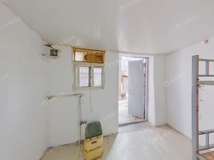 北京红联村1室1厅12.08平低楼层/共1层