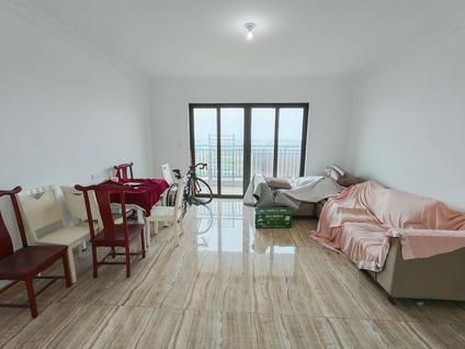 北京碧桂园新城华府4室2厅142平中楼层/共18层