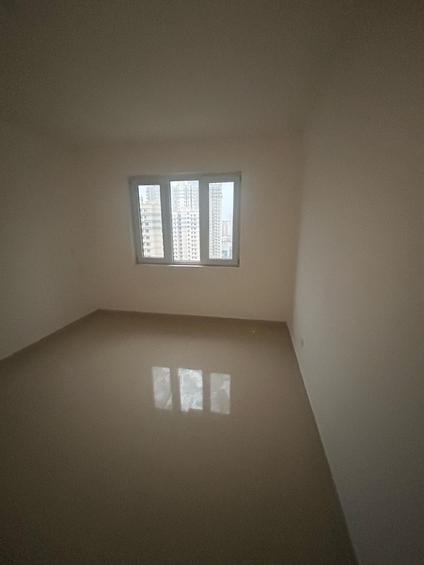 北京鑫亚公司家属院4室2厅187平高楼层/共18层