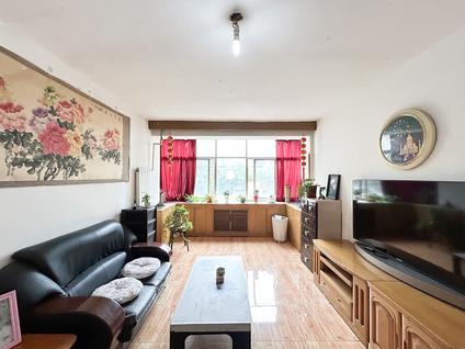 北京建行家属院(广场南口)2室1厅63平低楼层/共8层