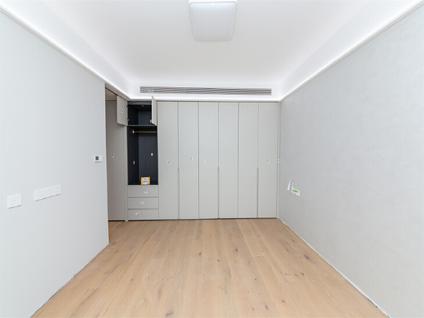 北京金桥名都5室2厅234.41平中楼层/共18层