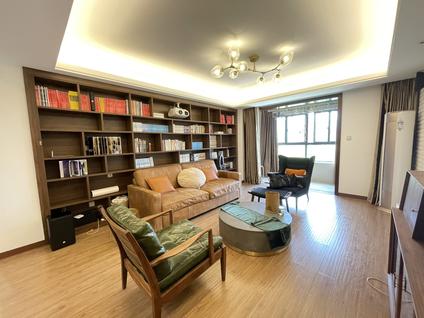 宁波万科公园里(二期)4室2厅130.62平低楼层/共18层