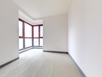 西安白桦林团圆4室2厅221.06平低楼层/共31层