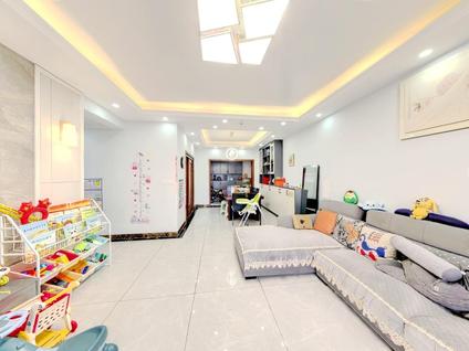 北京宇虹万花城4室1厅137.19平中楼层/共32层