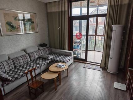 北京香山美墅4室2厅189平高楼层/共4层