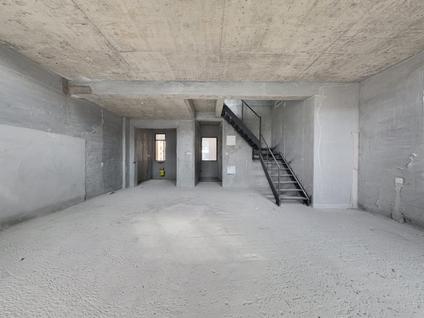 北京美的湾2室1厅134.59平高楼层/共6层