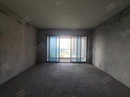 江门天骄半岛3室2厅155平高楼层/共17层