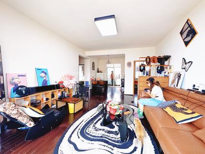 北京华龙人家3室2厅98平高楼层/共7层