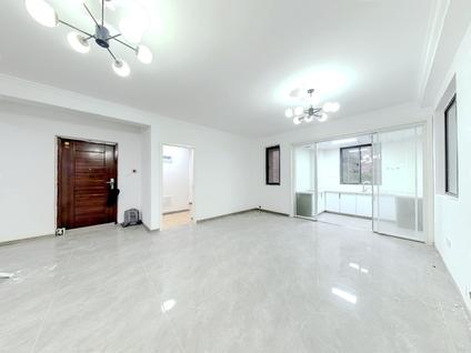 湖州幸福里(安吉县)4室1厅127.1平低楼层/共11层