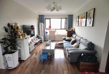 北京汇龙温莎花园2室1厅91平中楼层/共16层