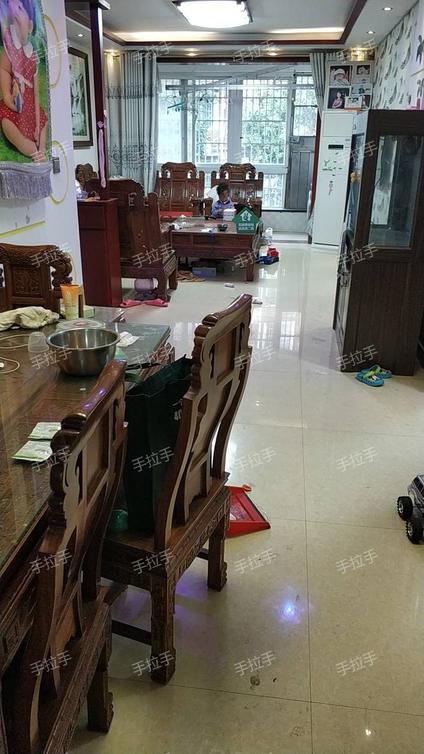 郑州新郑领秀城3室2厅105平低楼层/共6层