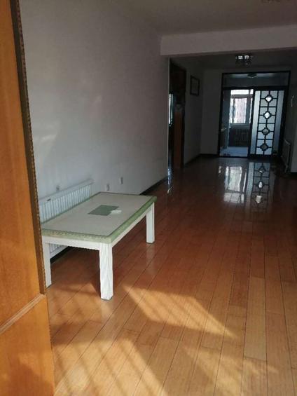 沈阳尊龙苑(东区)2室2厅105.6平中楼层/共6层