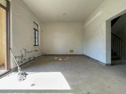 北京银河湾紫苑5室2厅183.88平低楼层/共3层