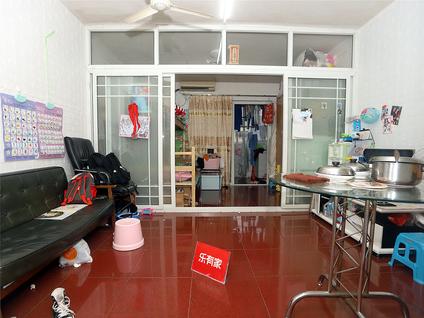 深圳大地花园1室1厅52.96平中楼层/共26层