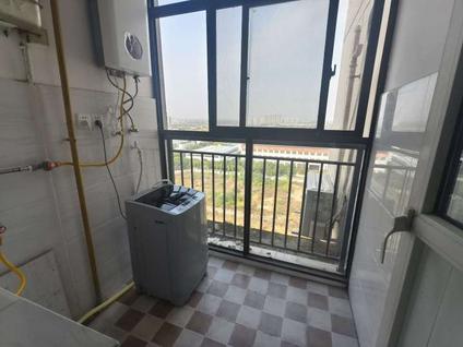 北京天缘地芳2室2厅80平高楼层/共18层