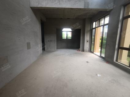 江门保利西海岸4室3厅187.34平低楼层/共3层