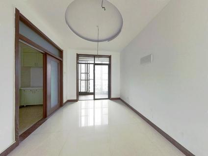 北京里维埃拉4室2厅140平中楼层/共11层