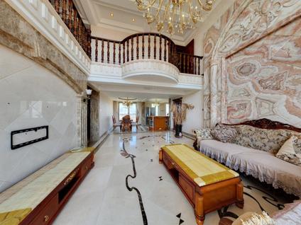 大连众益阳光海岸3室1厅249.98平高楼层/共34层