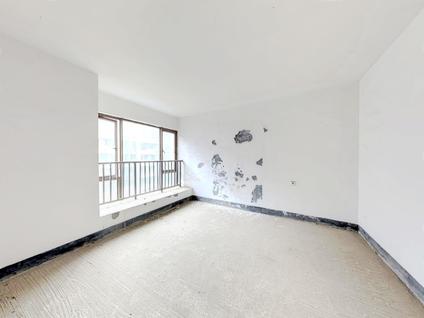 北京保利未来城市二街区4室1厅142平中楼层/共12层
