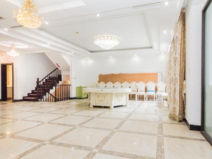 北京香山清琴麓苑5室2厅360.5平中楼层/共3层