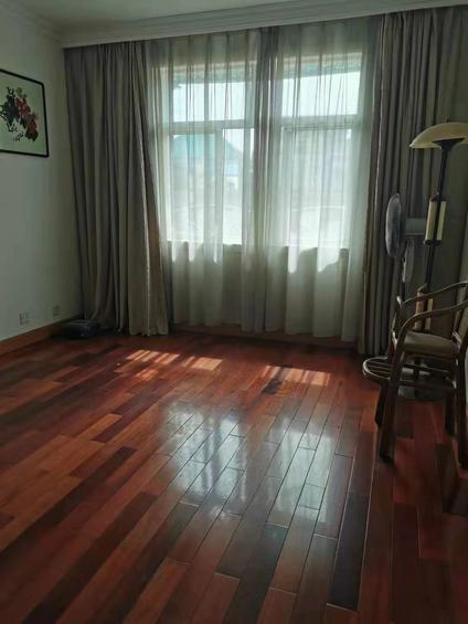 北京银通山庄千禧苑3室2厅125平高楼层/共8层