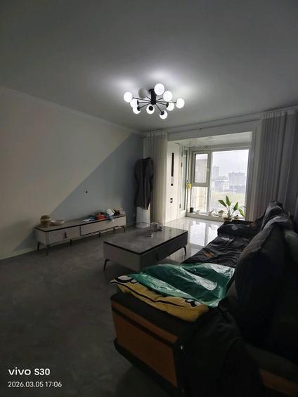 北京绿地翡翠蓝湾3室2厅119.96平中楼层/共11层