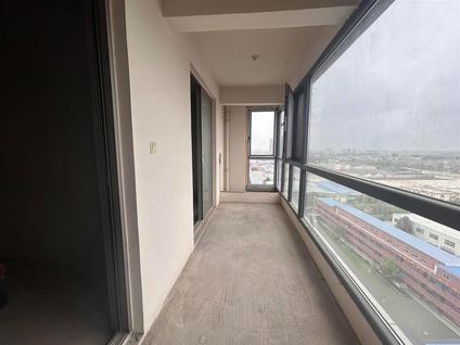 北京淮安院子3室2厅135平中楼层/共33层