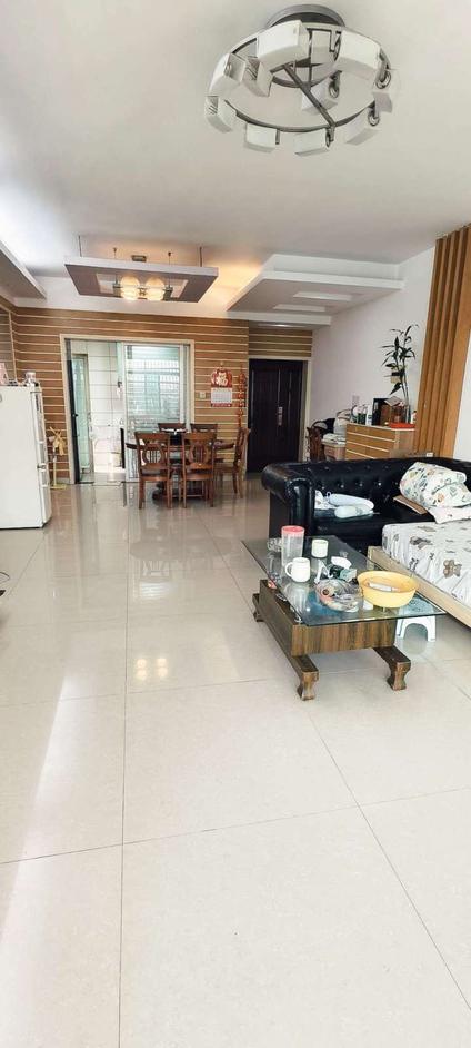 北京市政花园3室2厅136.7平中楼层/共18层