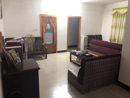 江门环市中路3室2厅79.79平高楼层/共8层