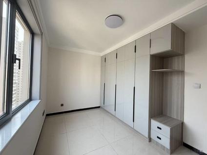 承德锦绣城(一区)2室2厅90平中楼层/共22层