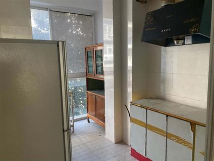 北京宏泰花苑2室2厅90平低楼层/共6层