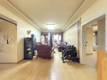 南京万裕龙庭水岸3室2厅105.06平高楼层/共20层