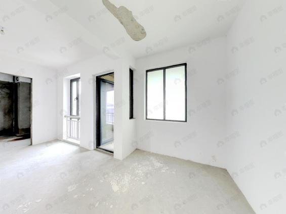 北京海棠花苑4室2厅158平中楼层/共18层