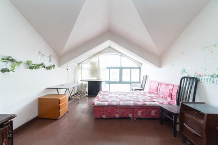 北京花园华丰苑5室2厅177.33平高楼层/共6层