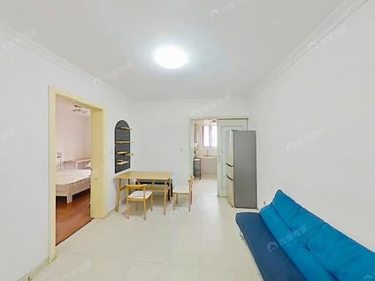 北京芳华路411弄小区1室1厅43.54平高楼层/共6层