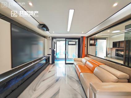 北京广州融创文旅城4室2厅114平高楼层/共33层