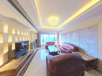 珠海景山壹号3室2厅158平中楼层/共27层