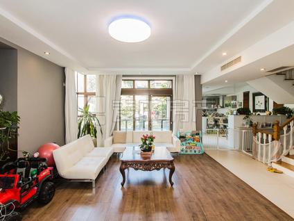 北京龙湾别墅4室2厅380平低楼层/共1层