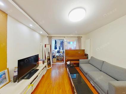 北京新城阳光3室1厅115.41平低楼层/共13层