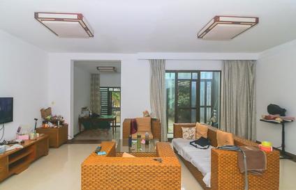 三亚凤凰水城凤凰湾3室2厅120平低楼层/共3层